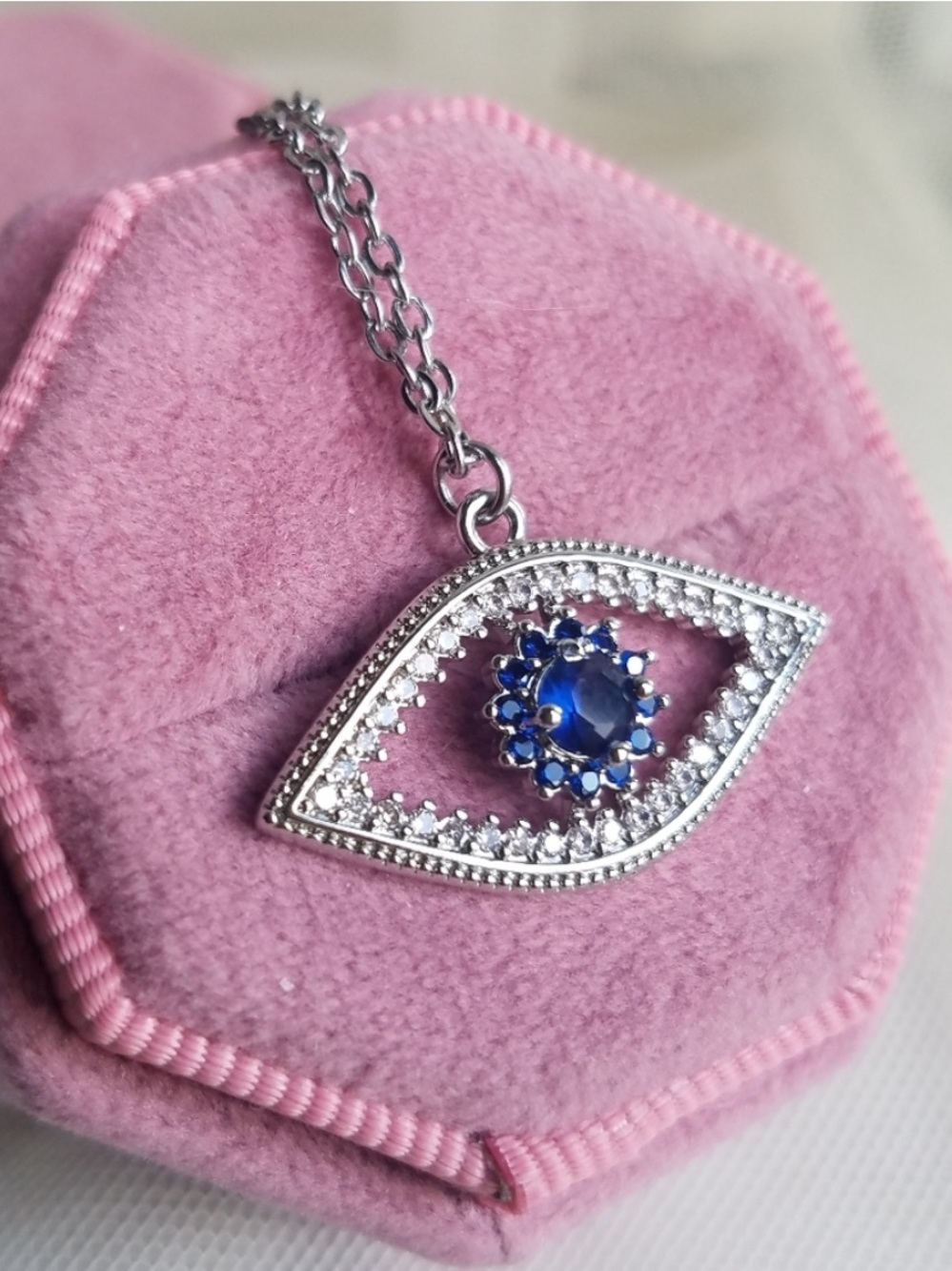 Swarovski Elements Platinum Plated Symbolic Large Evil Eye Necklace NEW